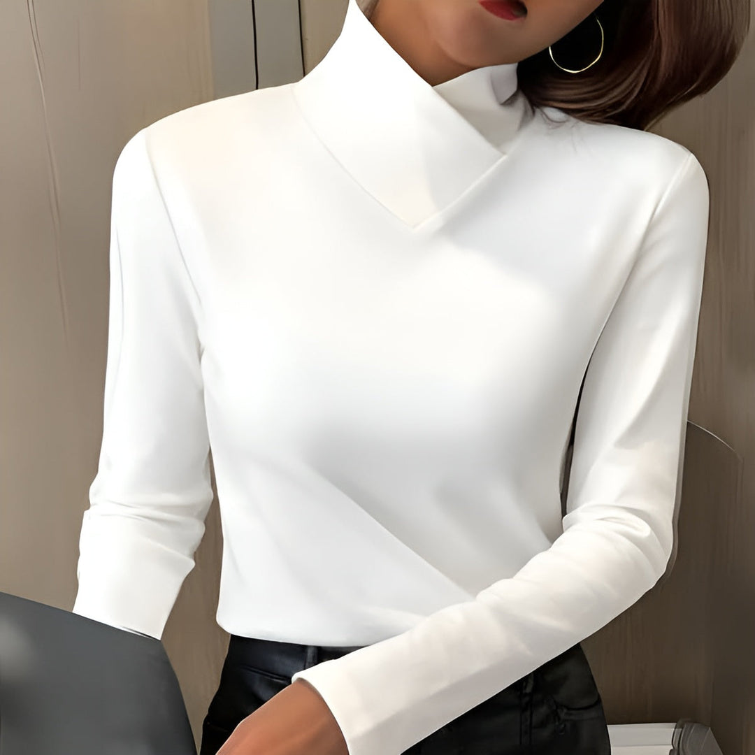 Lynova™ | Stylish Turtleneck Knitwear